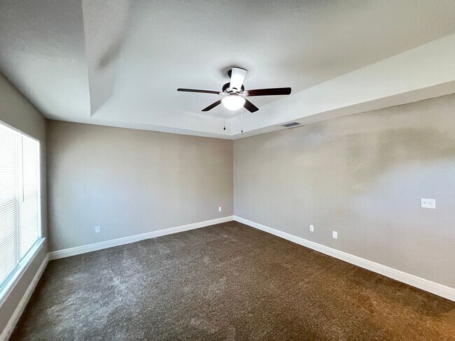 Building Photo - Beautiful 3 BD/2BA Home in Beautiful Ocklawaha!!!