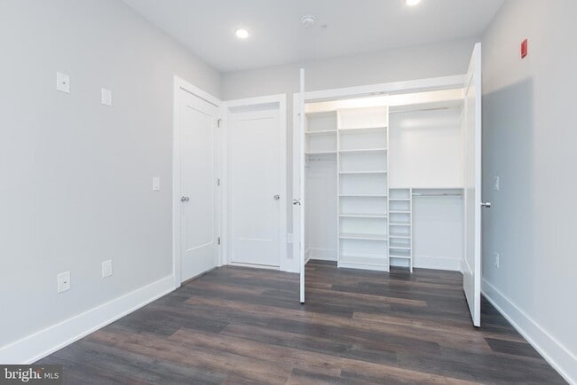 Building Photo - 45 W Haines St