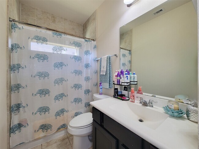 Building Photo - 23603 Villa Lisa Dr