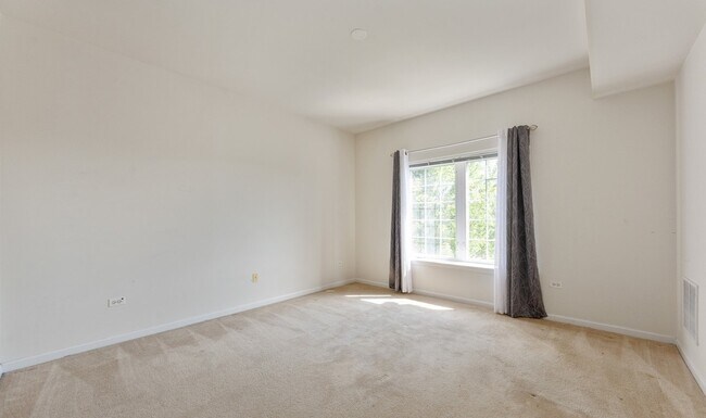 Building Photo - 3501 Wellington Ct