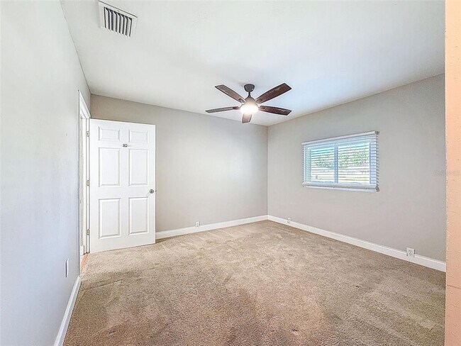 Building Photo - 7401 16th St N