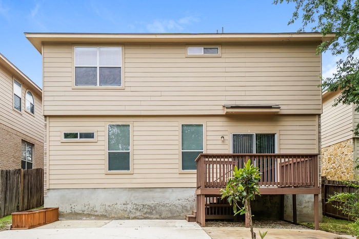 Building Photo - 6506 Oldham Cove