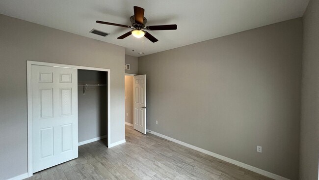 Building Photo - Stunning 3-Bed, 2-Bath Home in Palm Bay!