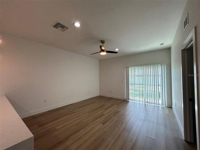 Building Photo - 12602 Buffing Rd