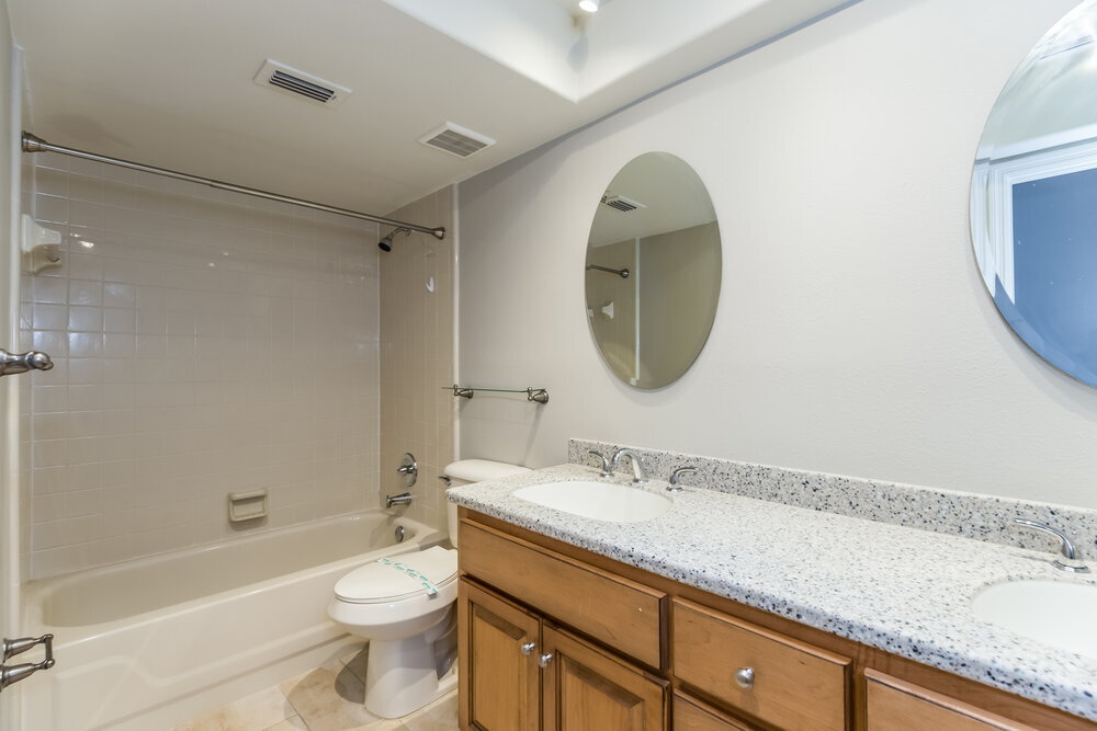 Building Photo - 948 March Hare Ct