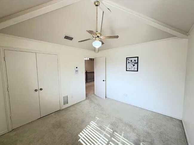 Building Photo - 4652 Portrait Ln