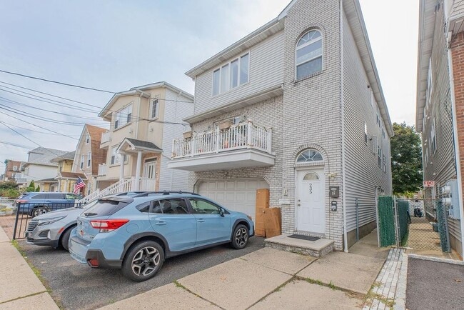 Primary Photo - 235 75th St