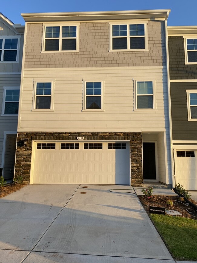 Building Photo - 2138 Terrawood Dr