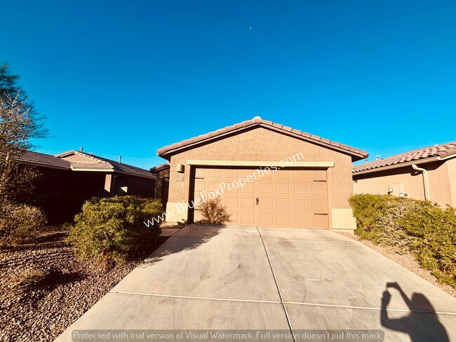Primary Photo - 12867 N Peony Dr