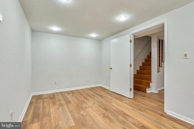 Building Photo - 6613 Denny Pl