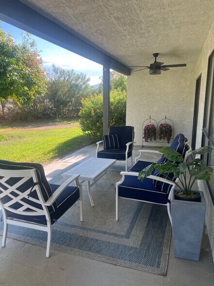 Building Photo - 78987 Bayside Ct