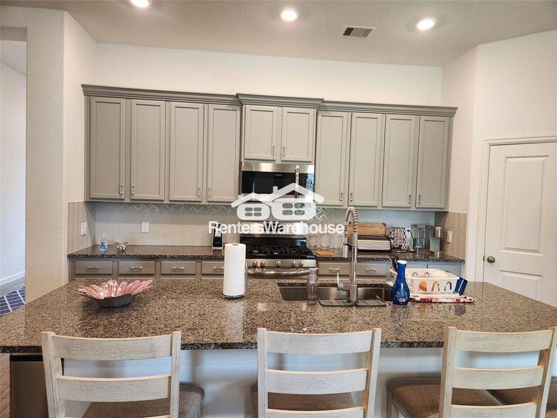 Building Photo - 14007 Hartford Heights Wy