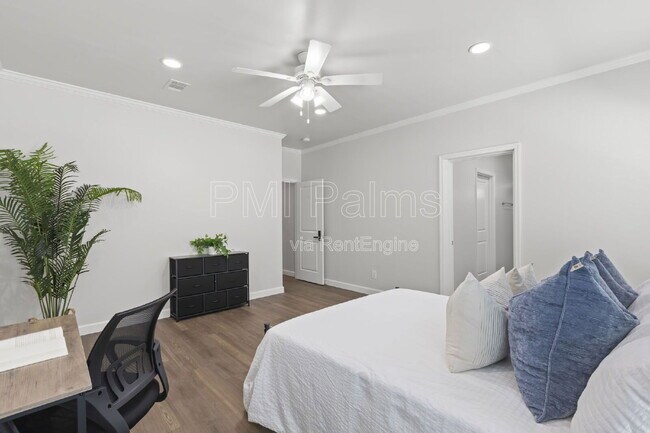 Building Photo - 1521 Preston St S