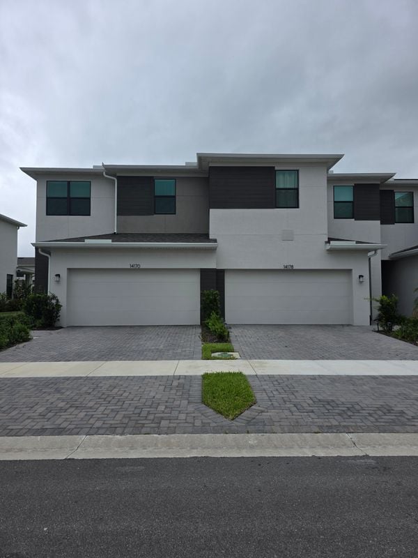 Building Photo - 14162 SW Thorens Dr
