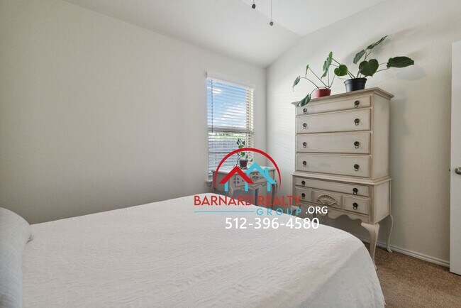 Building Photo - 132 Sage Meadows Dr