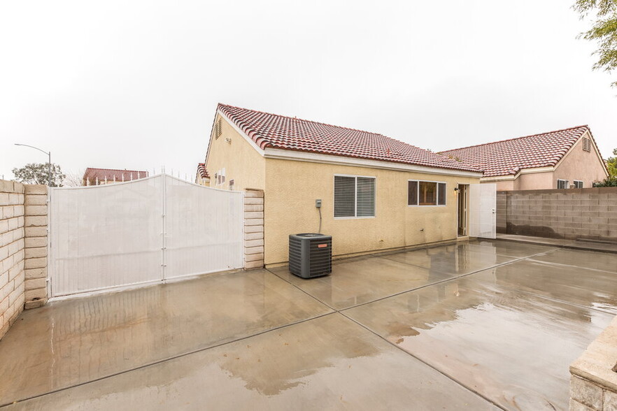 Building Photo - 8800 Big Bear Pines Ave