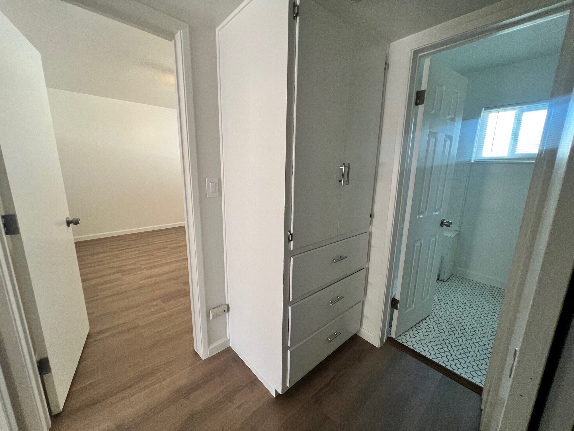 Storage - 2516 Drake St