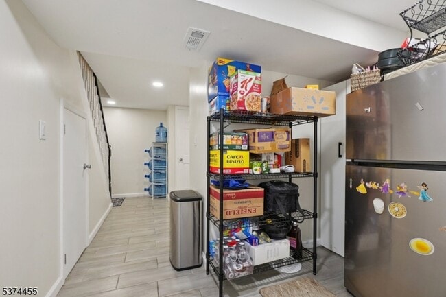 Building Photo - 51 Brookhill Ter