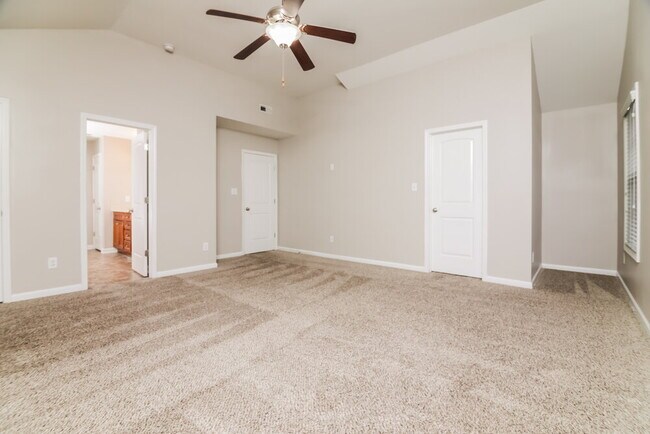 Building Photo - 2405 King Malcolm Ln