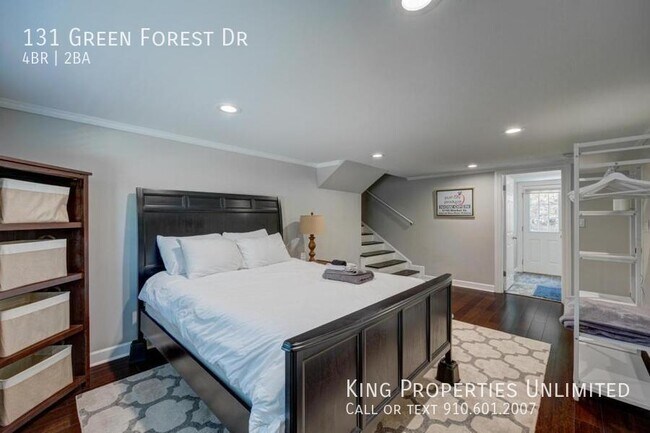 Building Photo - 131 Green Forest Dr
