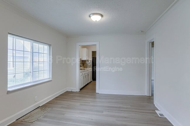 Building Photo - 6215 S Benton Ave