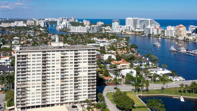 Building Photo - 2500 E Las Olas Blvd