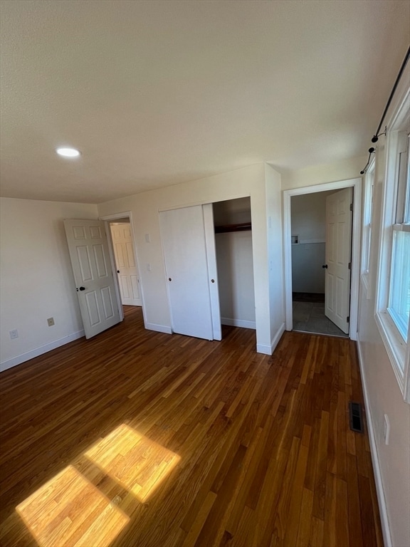 Building Photo - 9 Trinity Dr