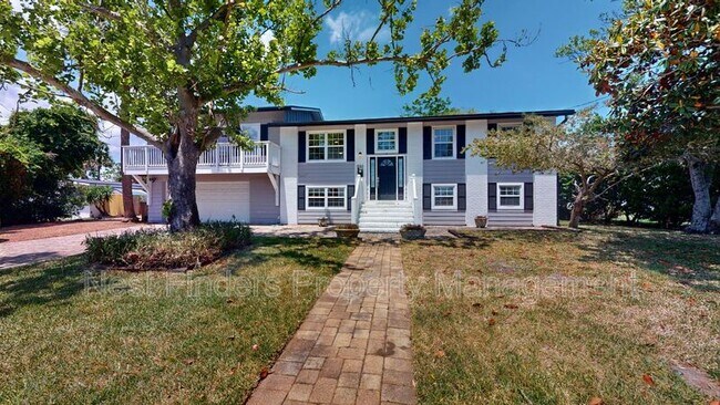 Building Photo - 552 Seagate Ave