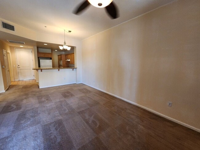 Building Photo - Luxury 1 bedroom condo unit on the 3rd Floor just off the "South LV Strip"
