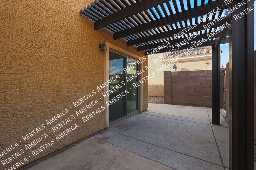 Building Photo - 2134 S Seton Ave