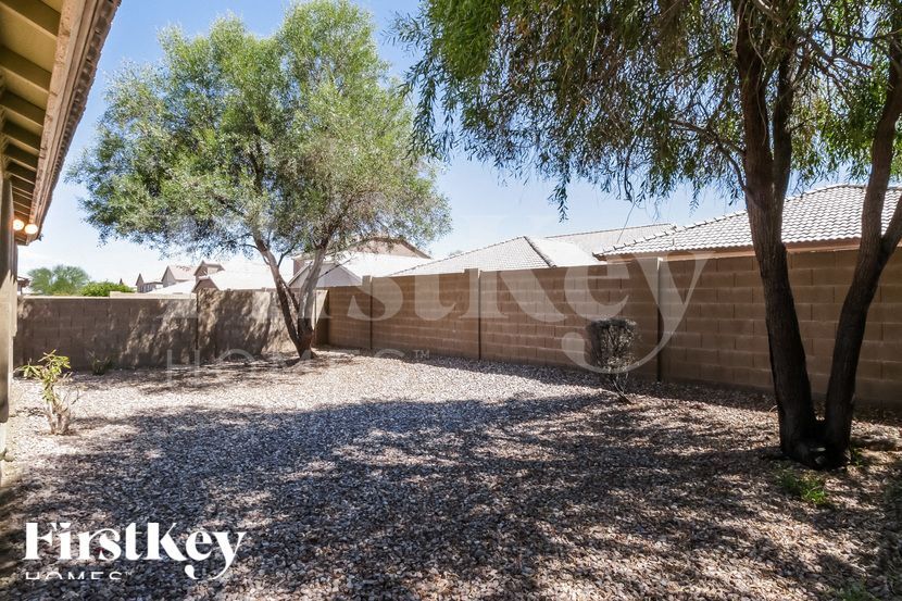 Building Photo - 3849 W South Butte Rd