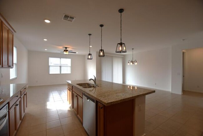 Building Photo - 4021 E Caitlin Dr