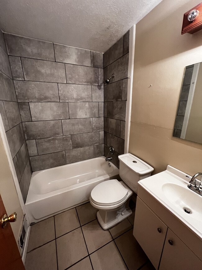 Building Photo - 4101 Spyglass Ct