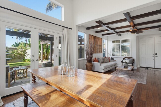 Building Photo - 1317 Gull Ct