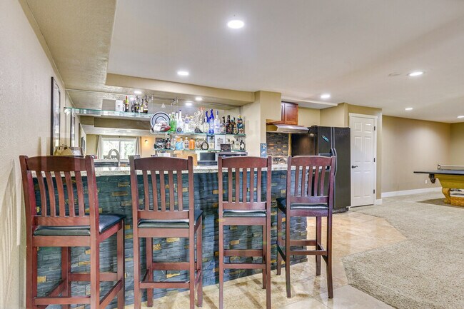 Building Photo - 9492 Sand Hill Pl