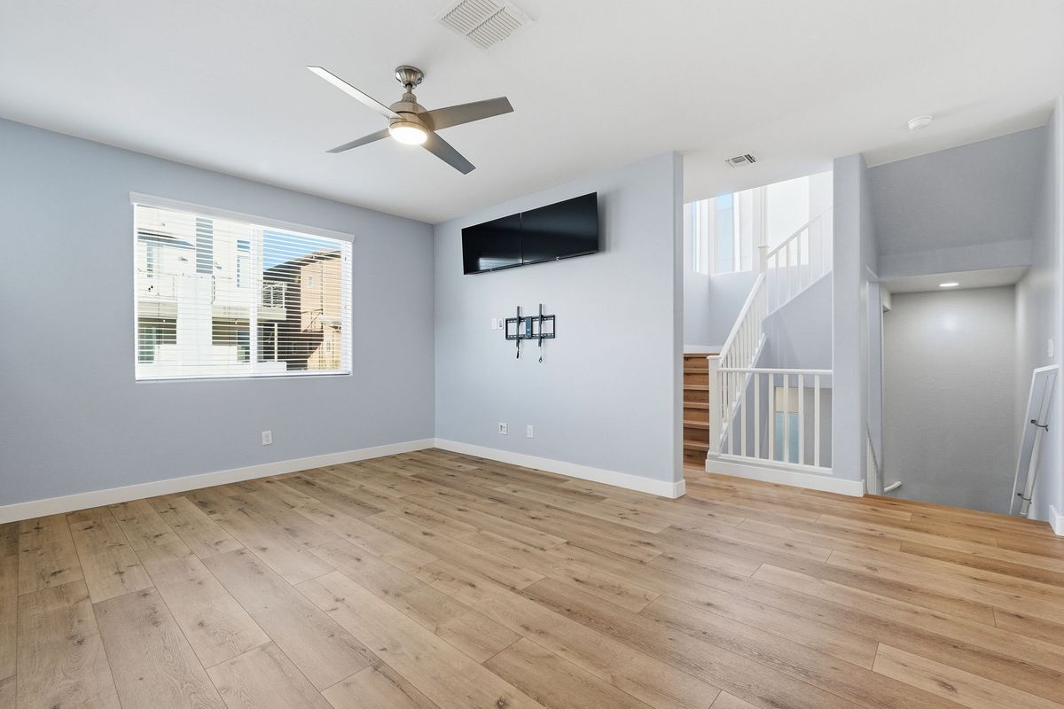 Building Photo - 7059 W Stardust Dr