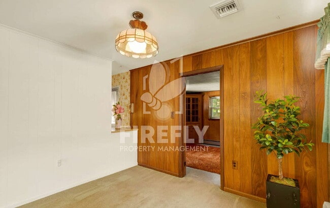 Building Photo - Charming Ranch Home in Hempfield School Di...