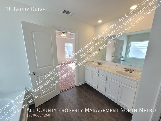 Building Photo - New 4BR/2.5BA Pet Friendly Dawsonville home