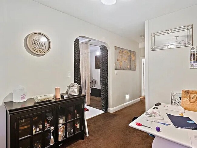 Building Photo - 2802 Berwick Ave