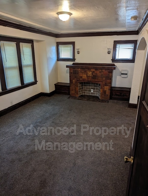 Building Photo - 4023 N 24th Pl