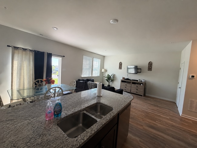 Building Photo - Spacious 3BR/2.5BA Home Coming Soon in York!