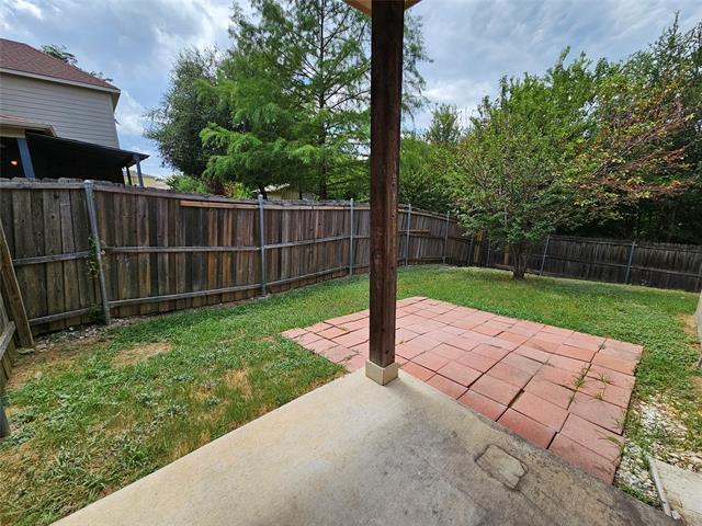 Building Photo - 7721 Oak Garden Trail