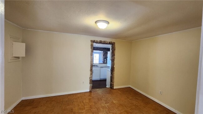 Building Photo - 2181 Brandon St