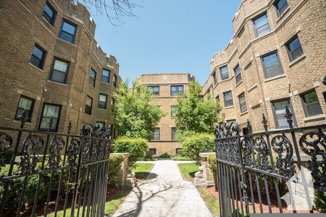 Primary Photo - 632 W Stratford Pl