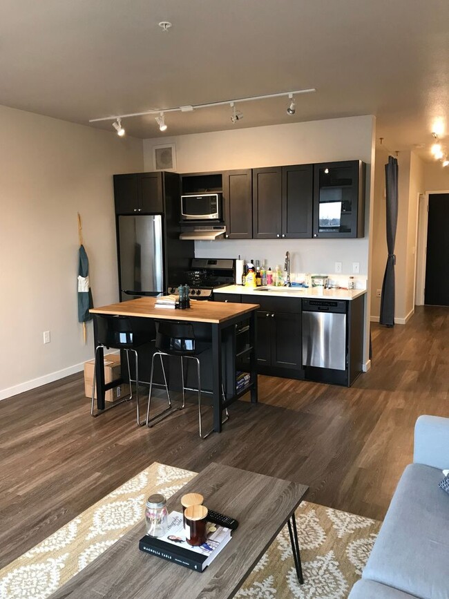 Interior Photo - Motiv Apartments