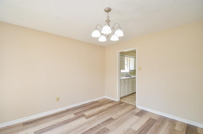 Building Photo - 12023 Sleepy Pines Dr