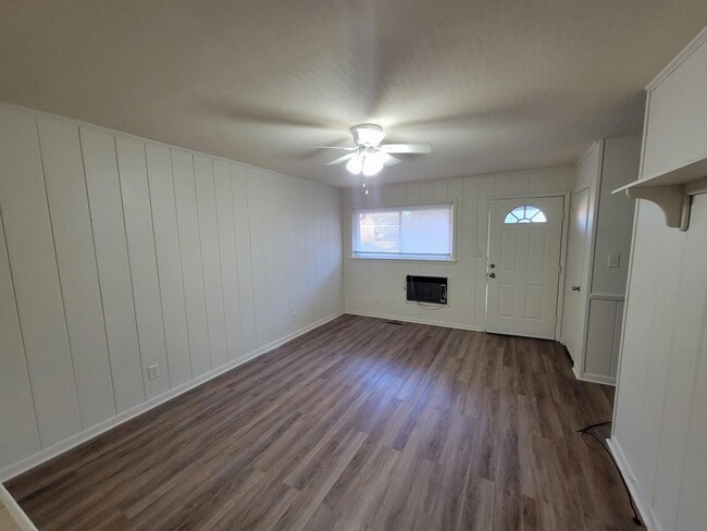 Building Photo - 1517 Whitney St