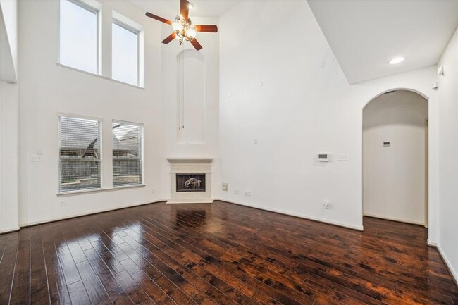 Building Photo - 29146 Crested Butte Dr