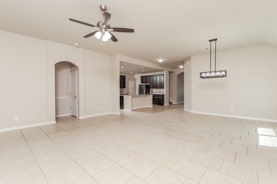 Building Photo - 737 Great Cloud Dr