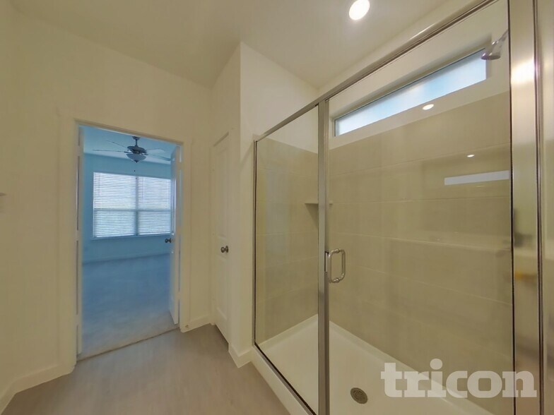 Building Photo - 10113 Regal Bnd Ln